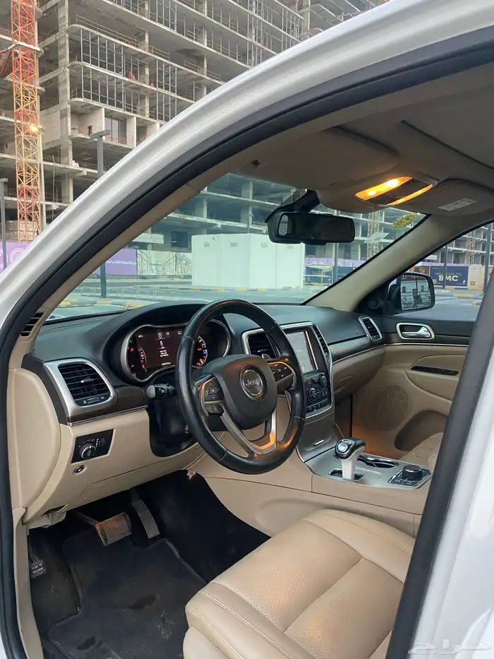 قراند شيروكي 8