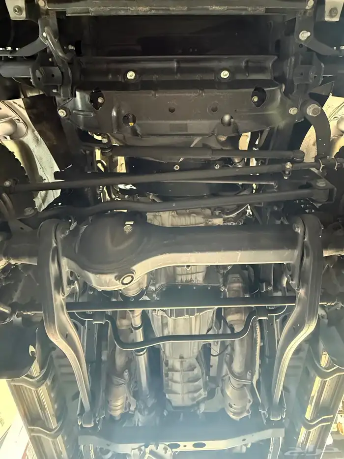 تيوتا ربع 2011 ستين عام بيج عداد 149 الف فقط مالك أول 97