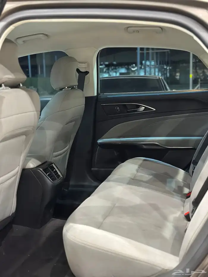 فورد تورس موديل 2022 11