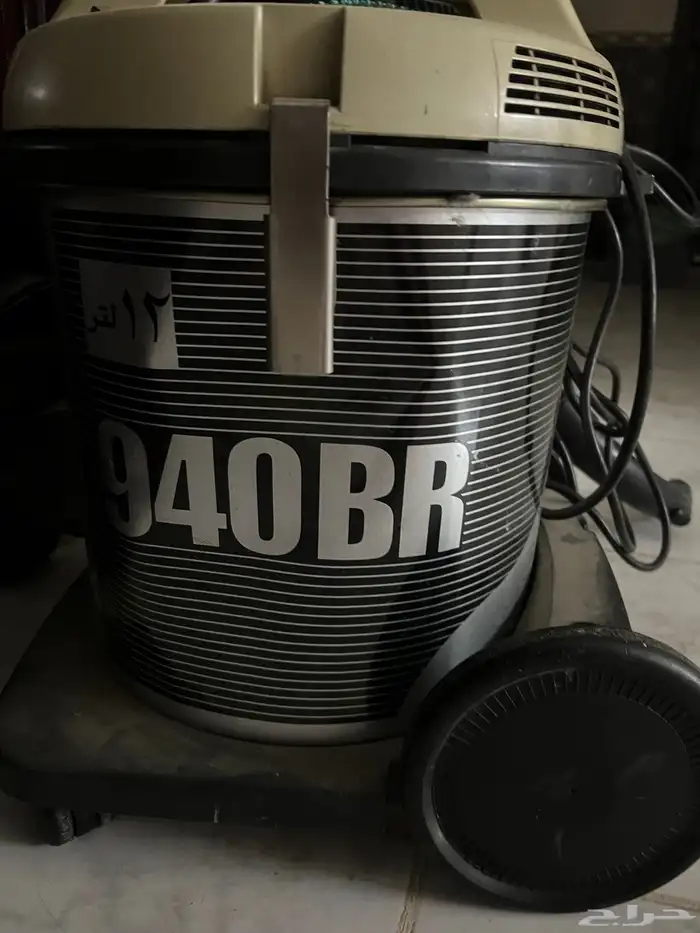 مكنسه كهربائيه 0