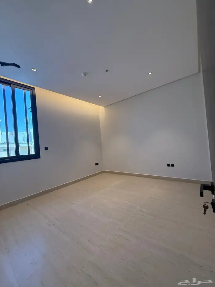 شقة فاخرة للإيجار بحي الصفا 12