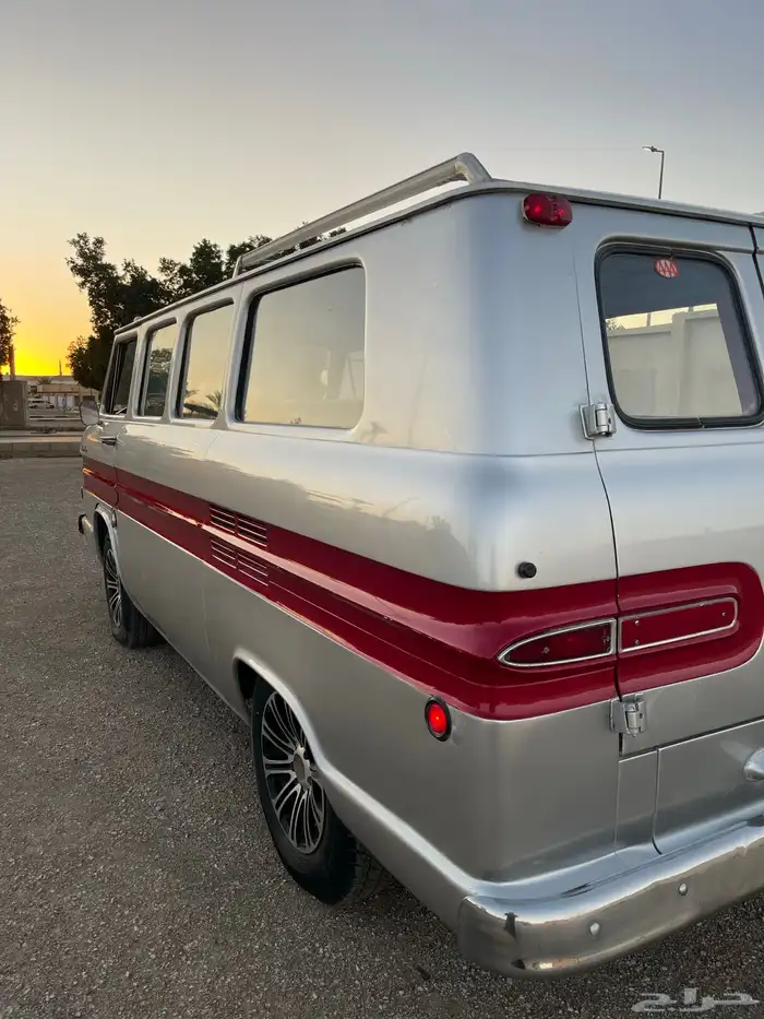 للبيع شفر فان موديل 1961 10