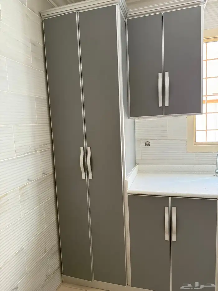 طقم مطبخ رمادي ورخام ابيض 1