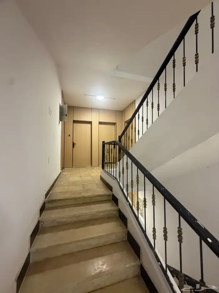 للبيع عماره في الدمام 8