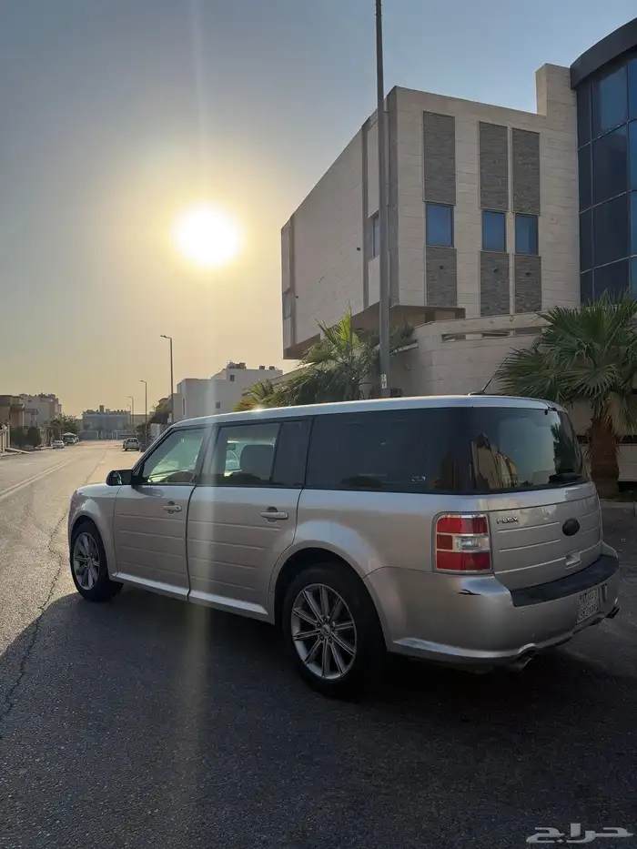 فورد فلكس 2013 4