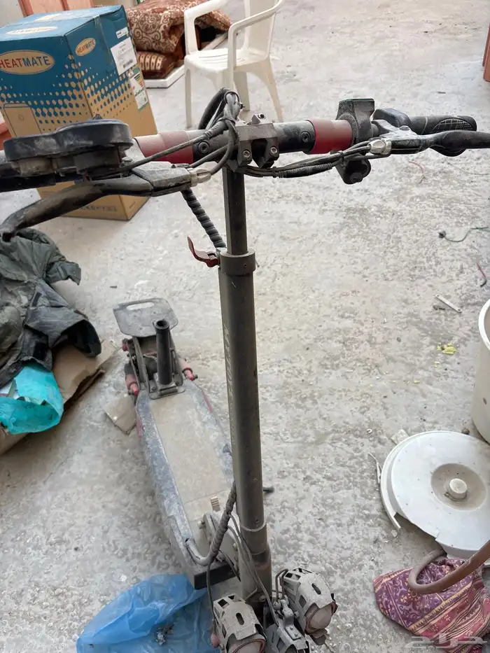 سكوتر صار له 6 شهور متروك 1