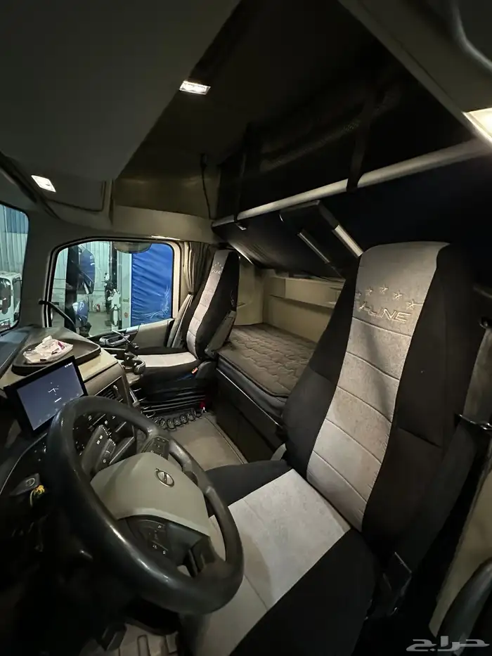 فولفو راس تريلا 2022 بطاقة جمركية 15