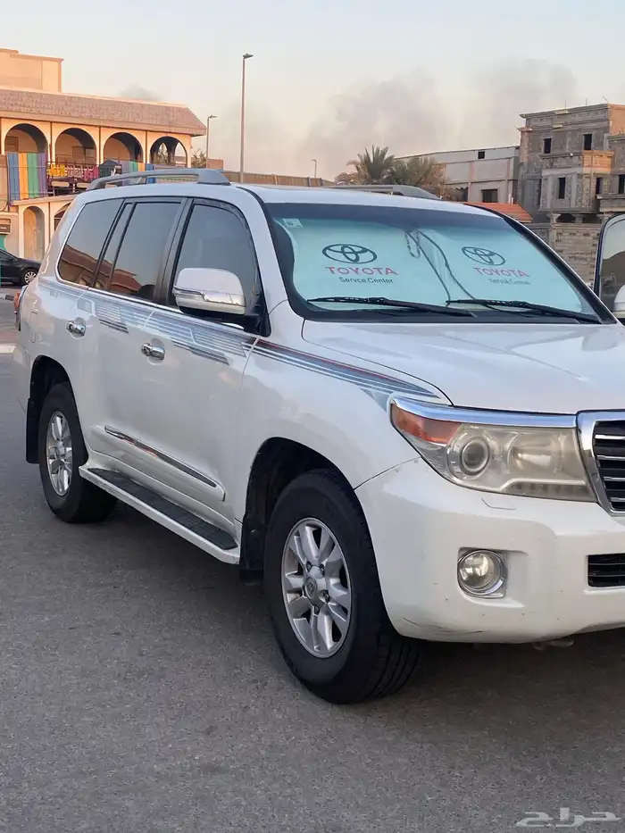 لندكروزر 2013 4