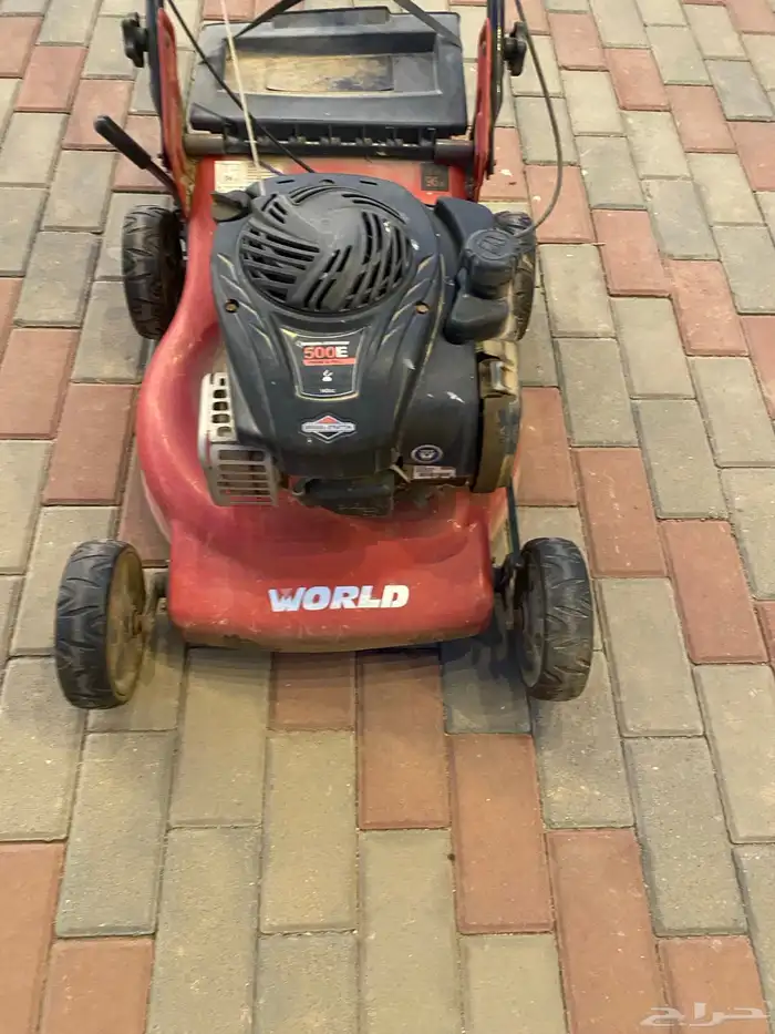 مكينة قص عشب 3