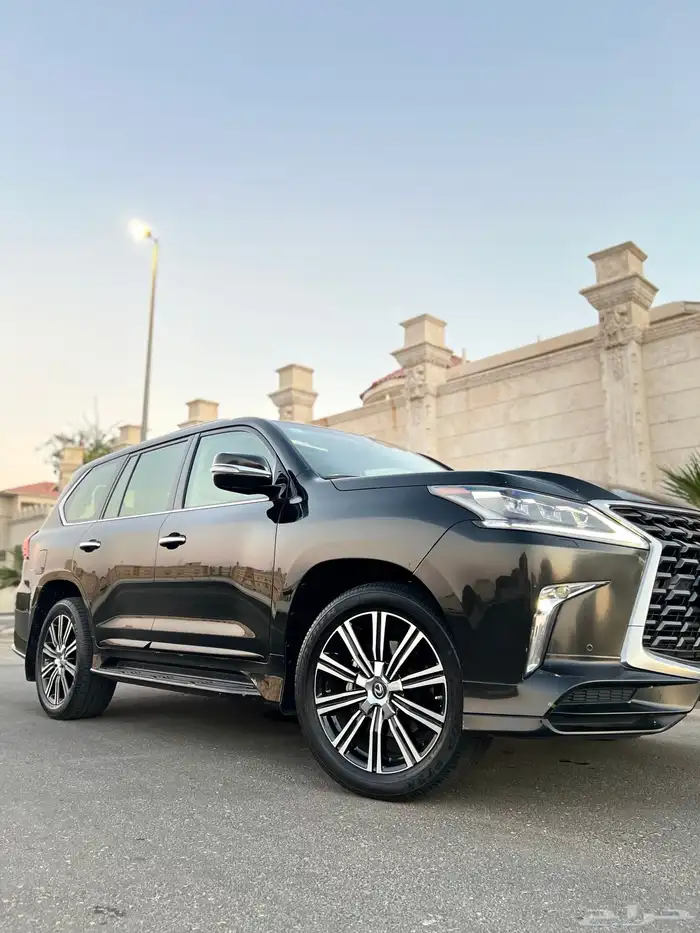 لكزس LX570s فل DD ممشى قليل قمة النظافة 2021 سعودي وكالة 11