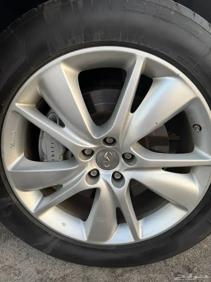 انفينتي QX70 فل كامل اقبل البدل المناسب 17