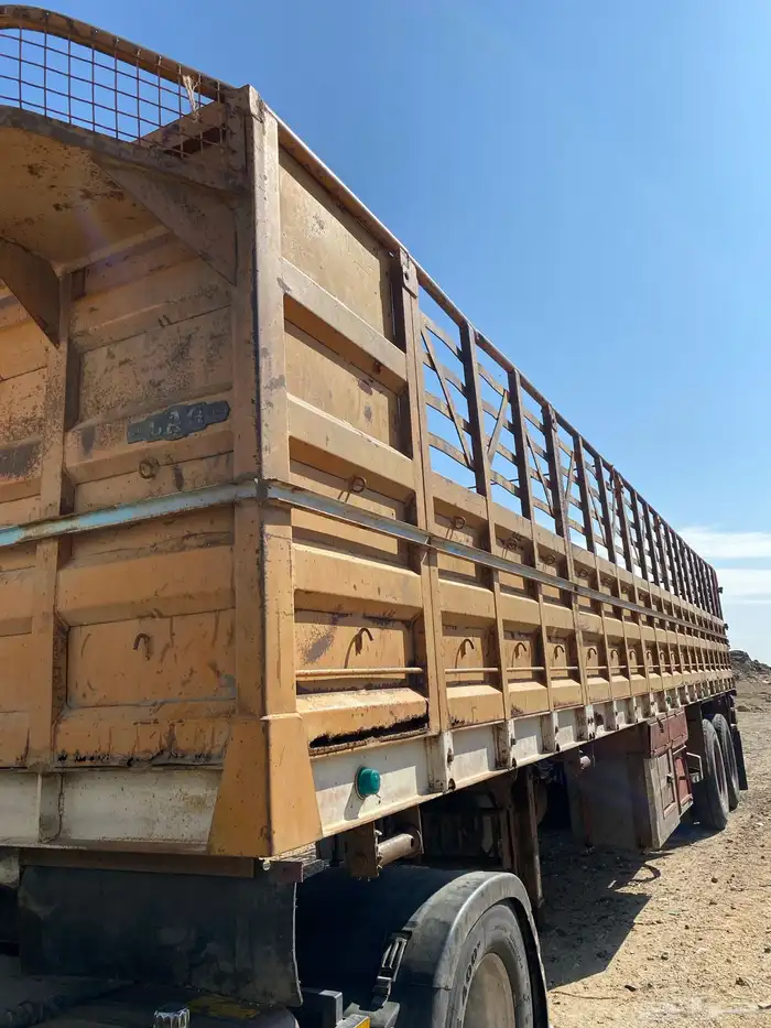 شاحنه لنقل لنقل داخلي وخارجي 0