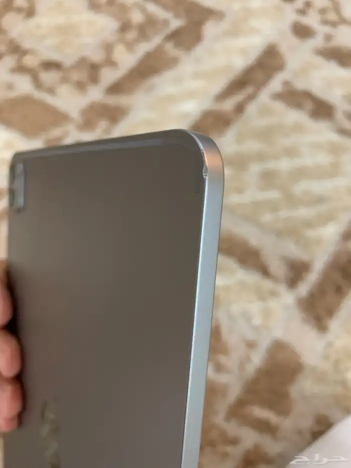 ايباد برو M2 7