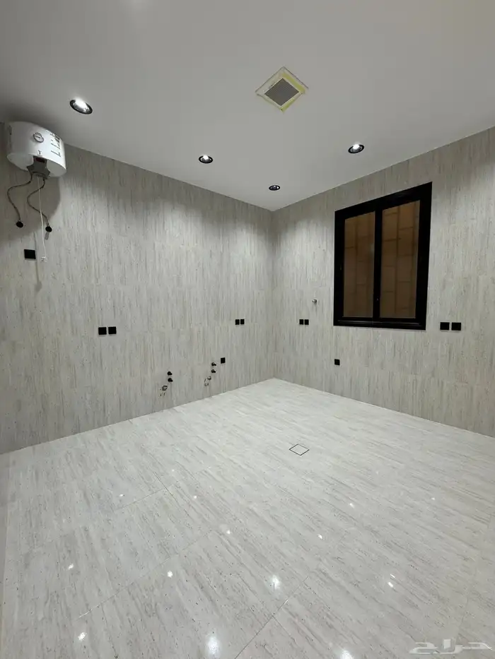 شقق ارضيه وعلويه تشطيب ممتاز واصل ج الخدمات بدره الموسي 6