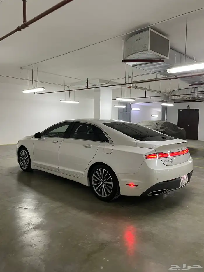 للبيع لينكون MKZ - 2019 18