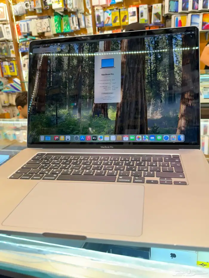 ماك بوك برو 512 قيقاء 16 أنش حجم الشاشة رام المعالج16 3