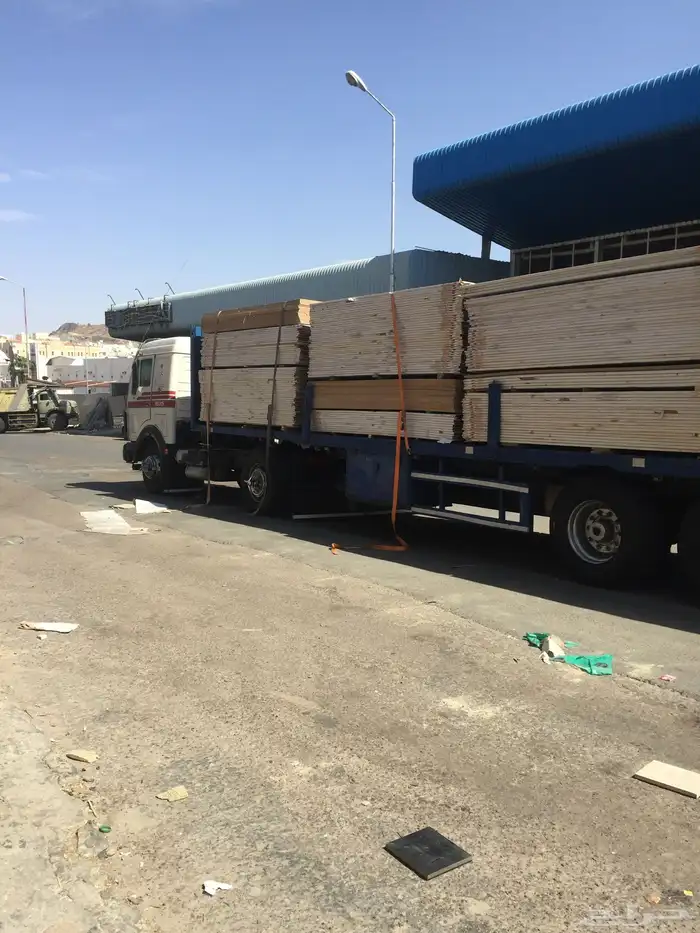 تريله للايجار يؤدي مشاوير 1