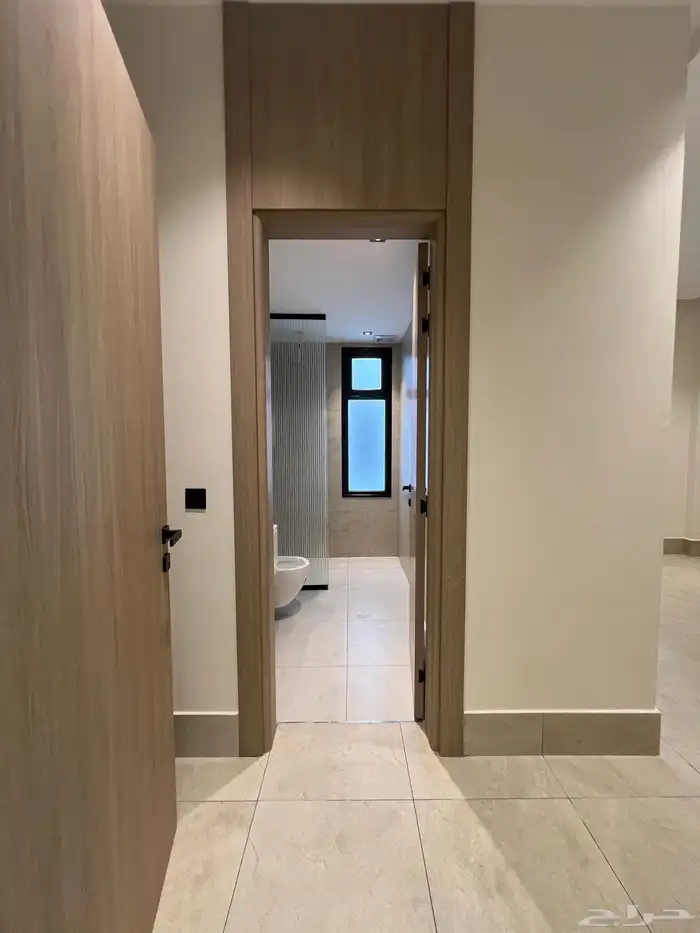 شقة للايجار السنوي الخبر حي البحر مقابل الكورنيش 7