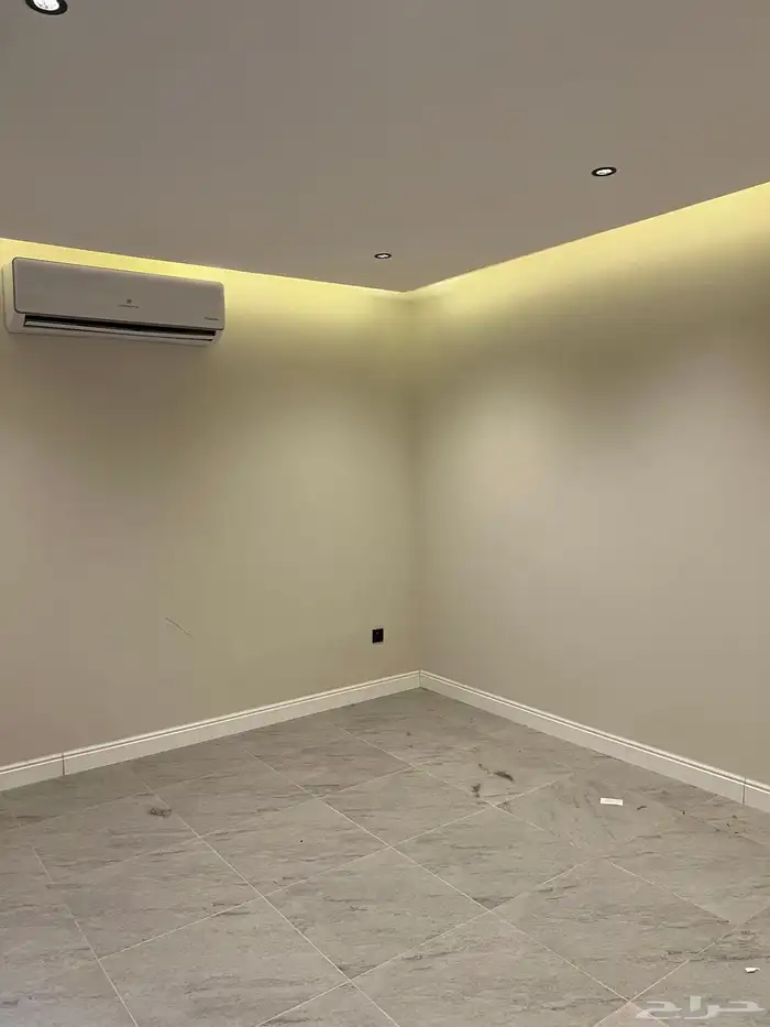 شقه للايجار بحي المونسيه 3