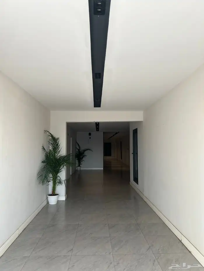 شقه للايجار بحي المونسيه 13