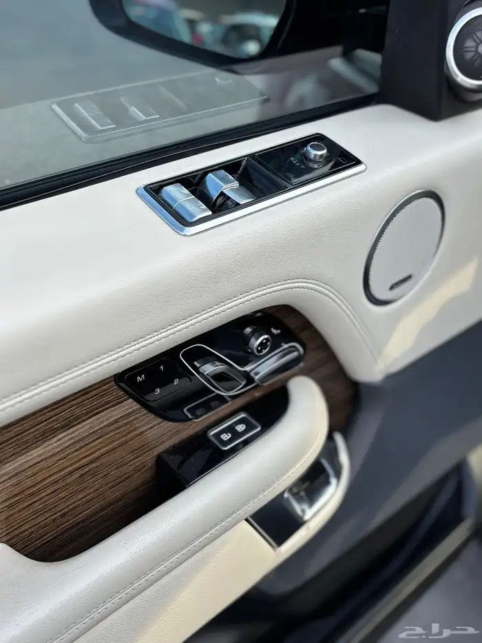 رنج روفر VOGUESE 2021 18