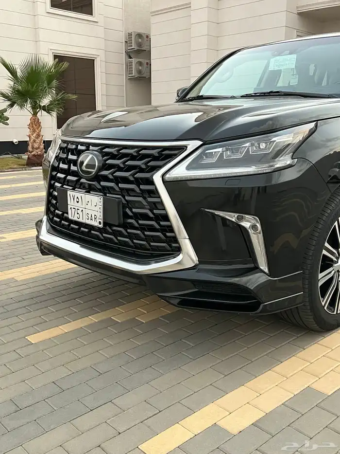 لكزس 2021 سعودي ماشي 76 الف فقط 15