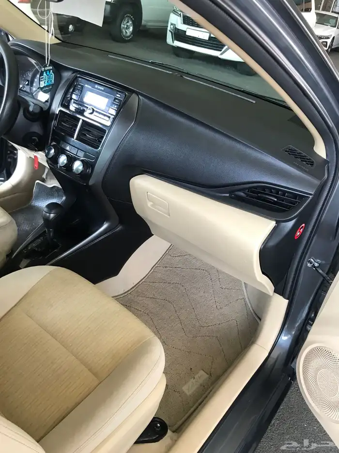 تويوتا يارس موديل 2021 14