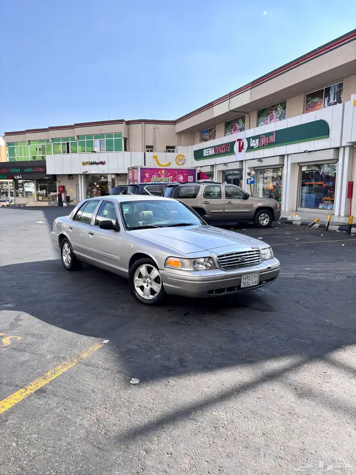 فورد فكتوريا 2011 17