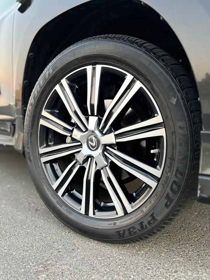 لكزس LX570s فل DD ممشى قليل قمة النظافة 2021 سعودي وكالة 12