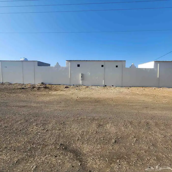 سكن و مستودع شرق مطار المدينة المنورة 1