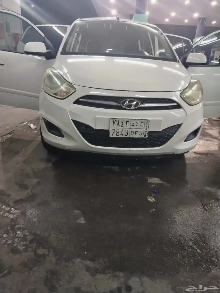 سيارهi10 نضيفه للبيع 0