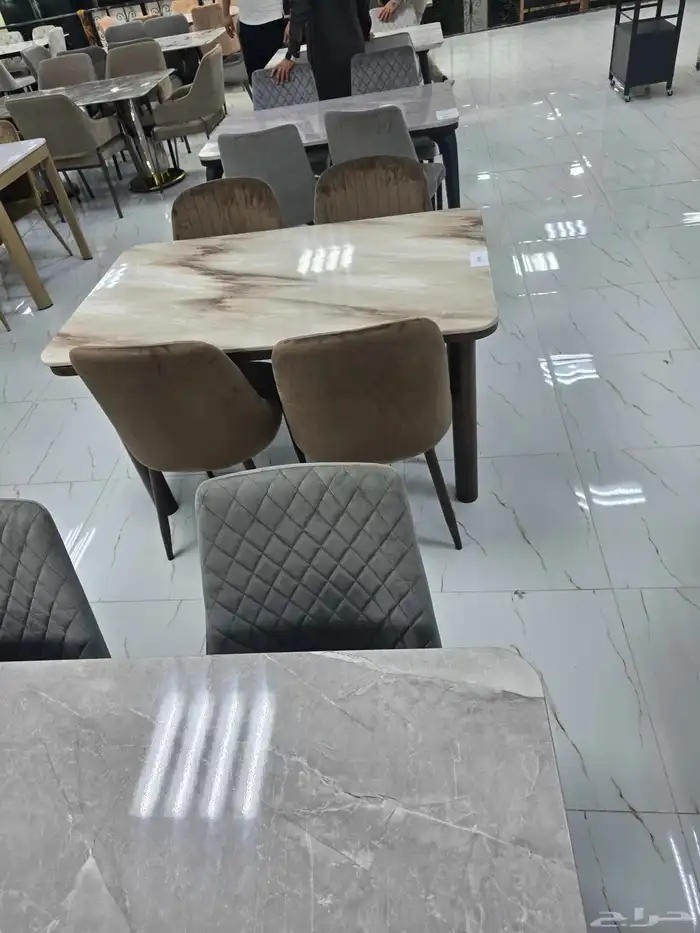 طاولات طعام رخام بجوده عاليه 4