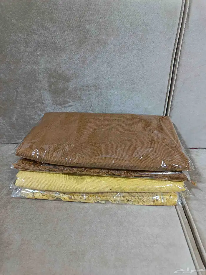 شال عرض قريب متر وطول قريب مترين 3