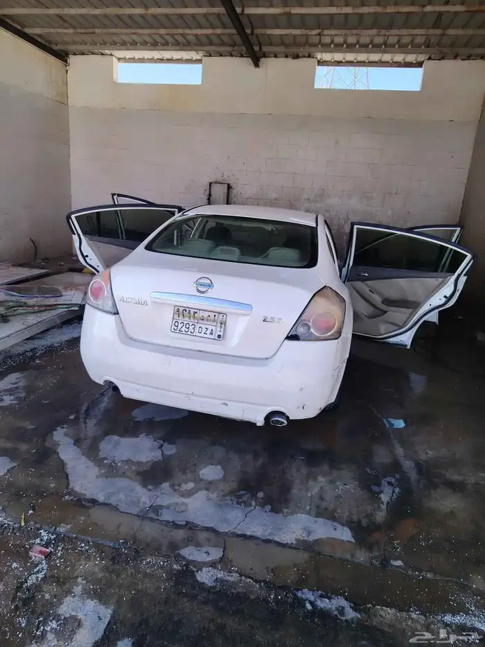 نيسان التيما بصمه 9