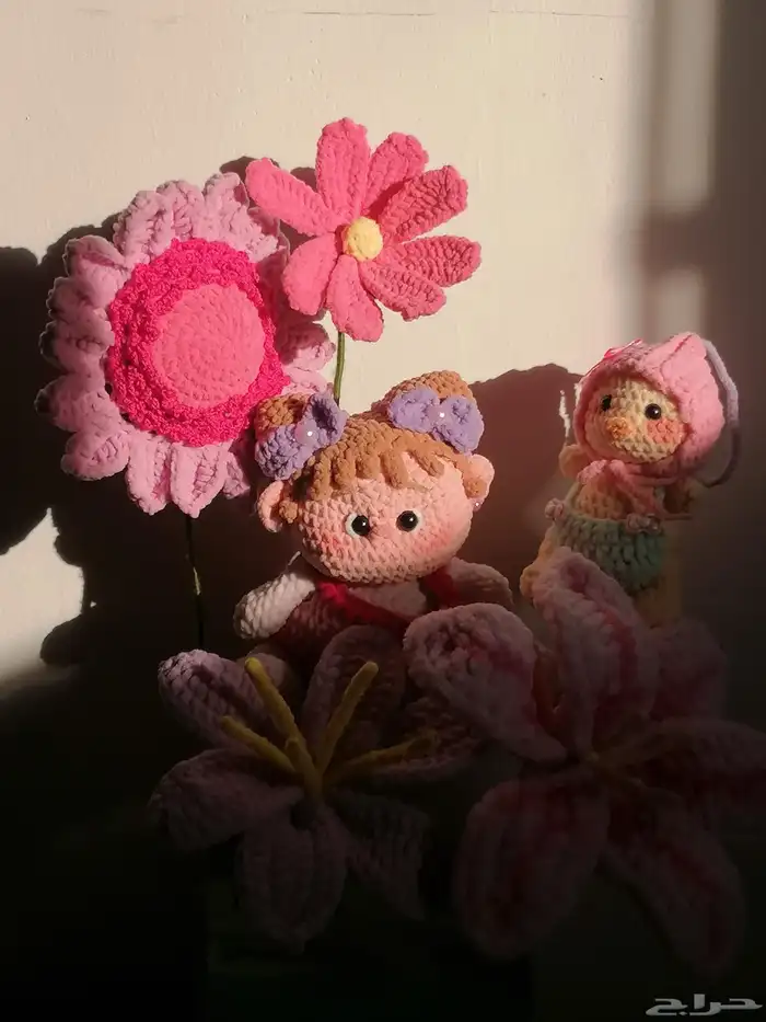 باقات ورد ودمى حياكة يدوية بخيوط القطيفة 6