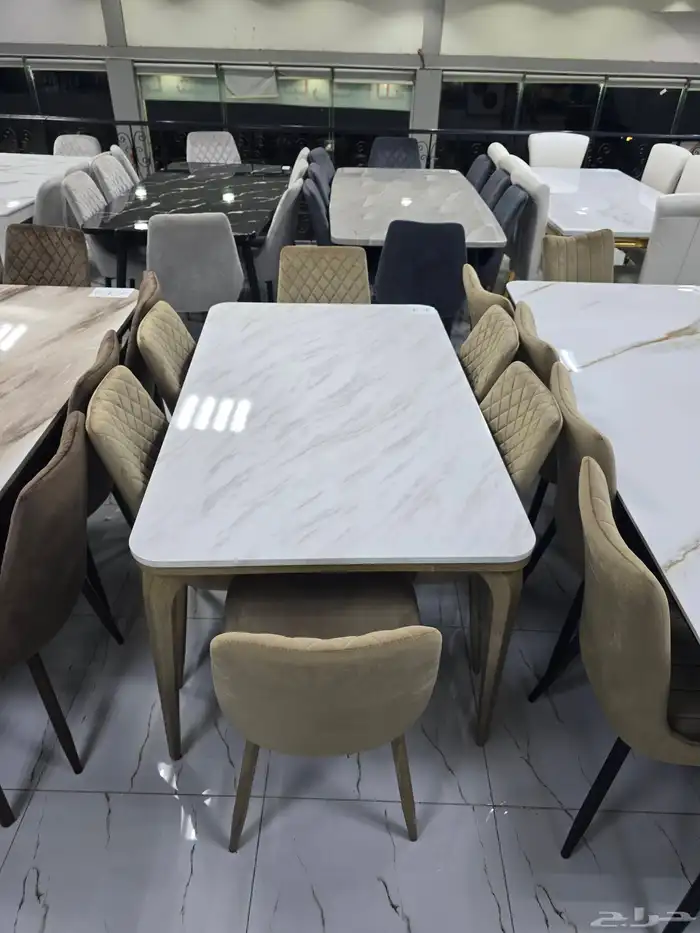 طاولات طعام رخام بجوده عاليه 3