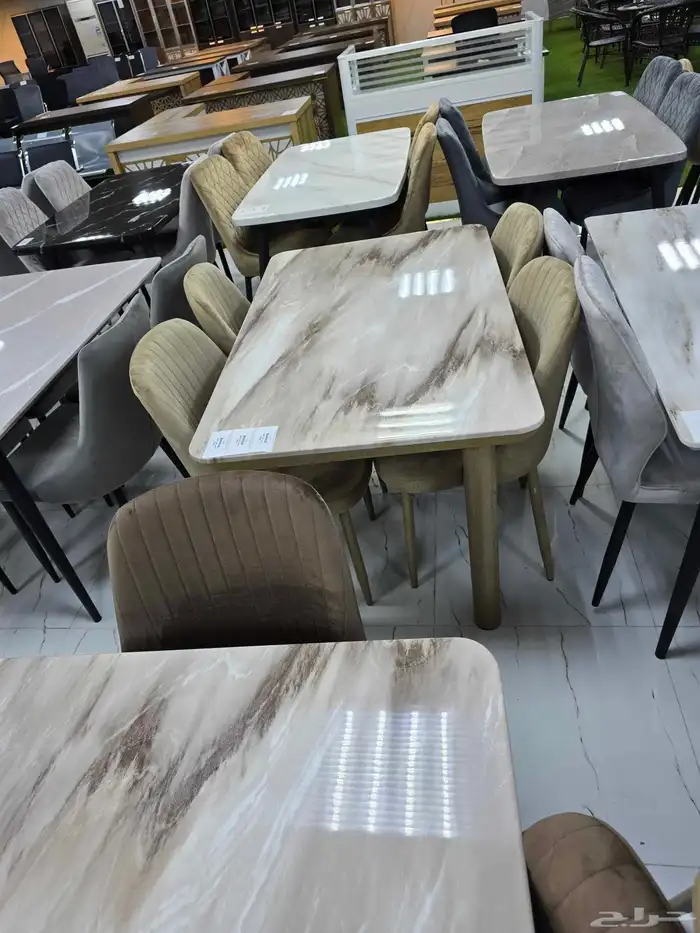 طاولات طعام رخام بجوده عاليه 8