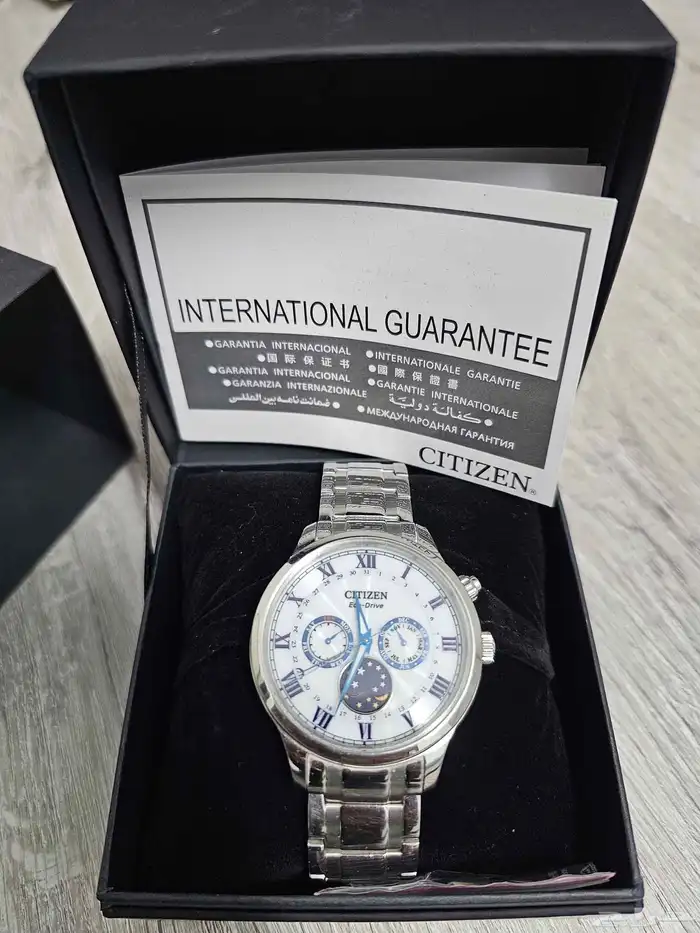 ساعة ماركت CITIZEN 1