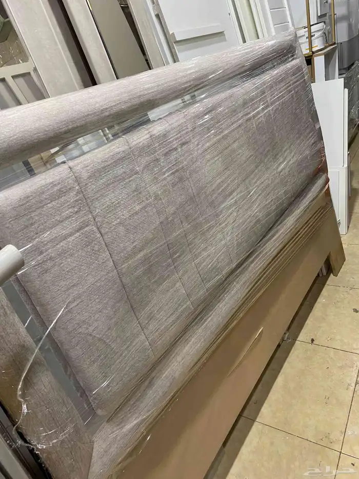 غرفه نوم شبه الجديد مع المرتبه شامل التوصيل والتركيب داخل ال 5