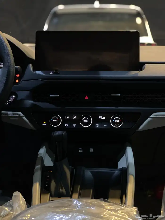 هوندا اكورد نص فل لون اسود 2025 9