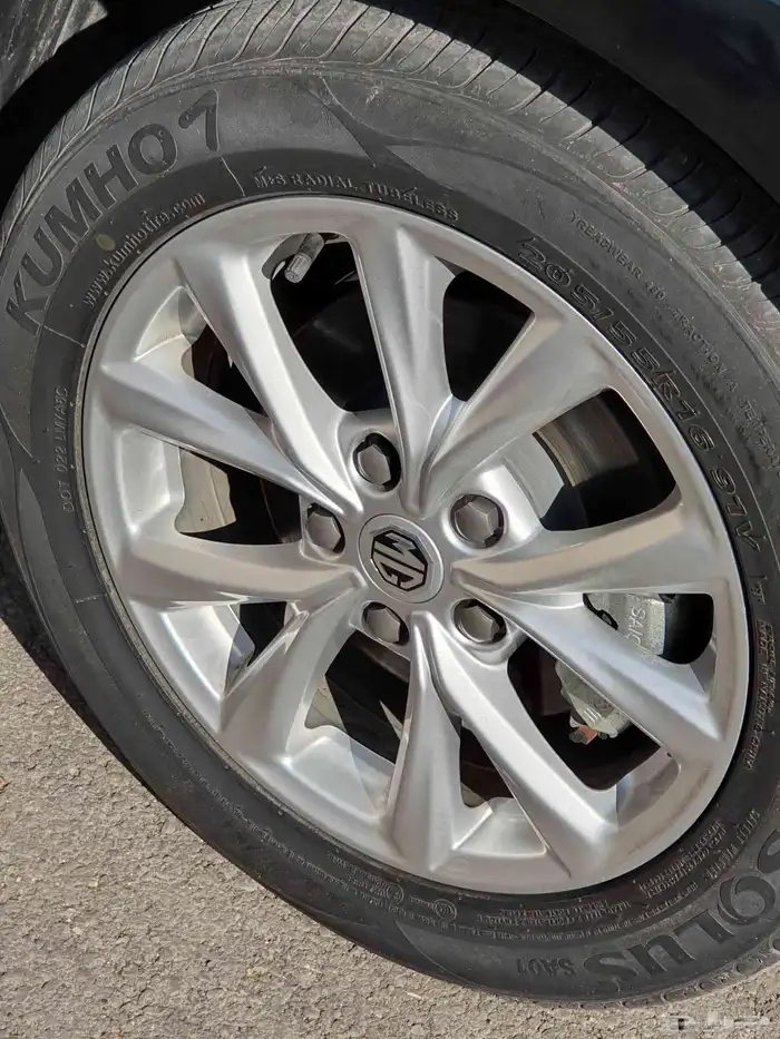 سياره MG 5 موديل 2024 عداد 30 الف وكاله 15