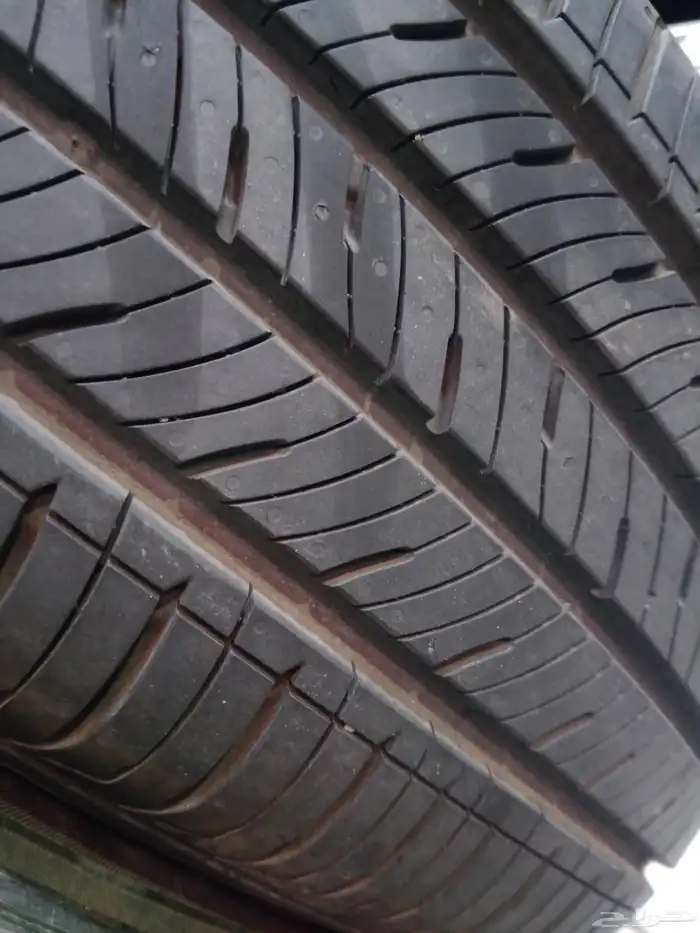 215 55 17 طقم كفرات كومهو اخو الجديد تاريخ 25 0