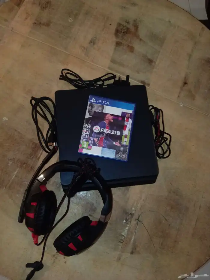 بلايستيشن 4 سلم 8