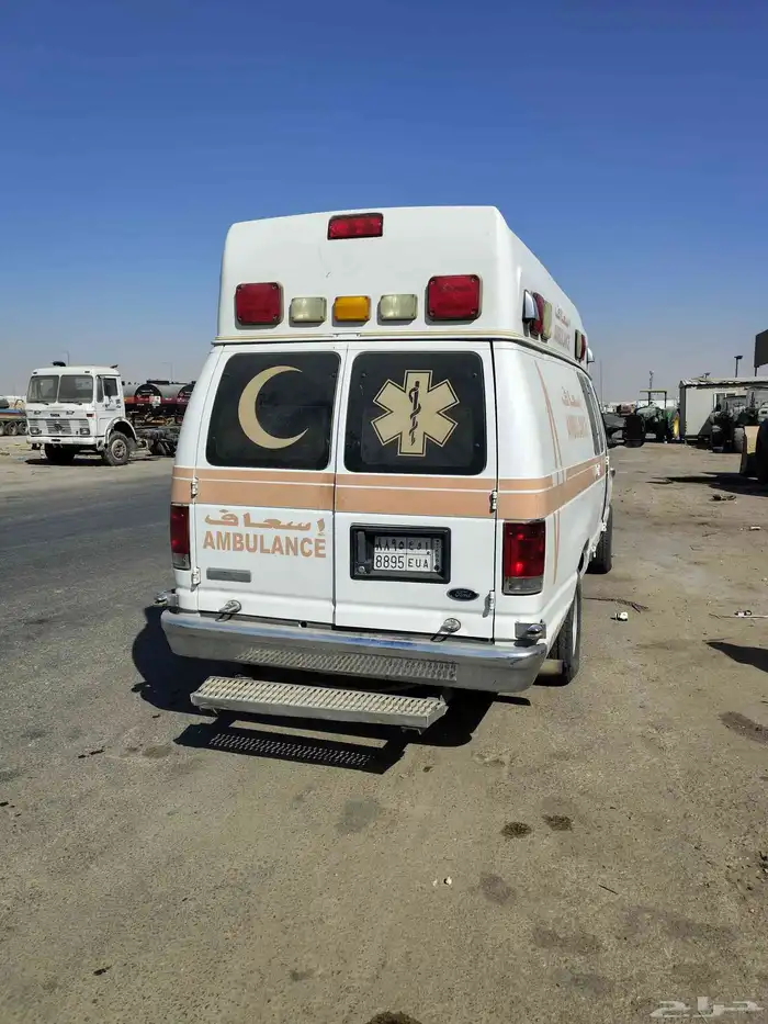 سياره فورد 2009 إسعاف شركة علي السوم 4