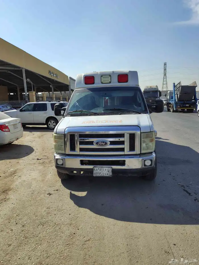 سياره فورد 2009 إسعاف شركة علي السوم 0