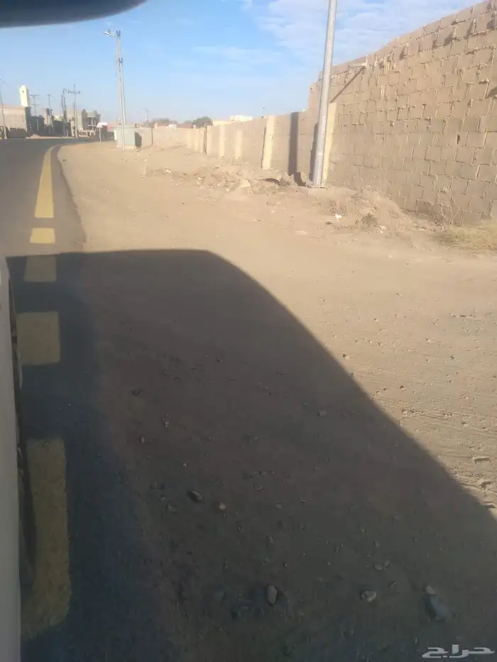 للبيع حوش على شارعين في جميع 100 70 تقريبن 0