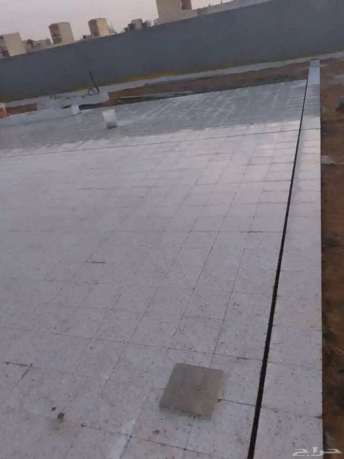 معلم بلاط ابحث عن عمل لجميع انواع اشغال البلاط 1