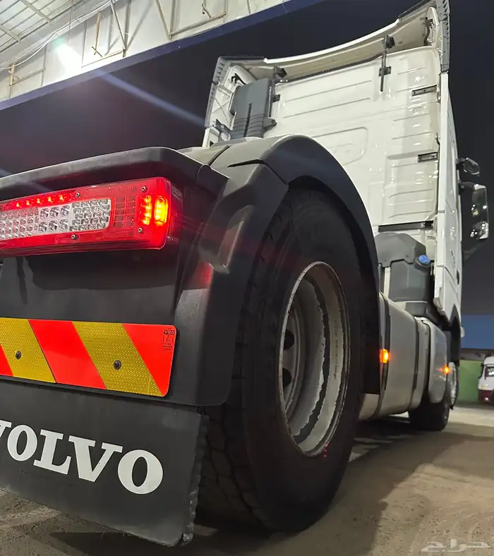 فولفو راس تريلا 2022 بطاقة جمركية 11