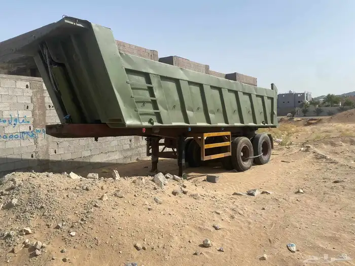 صندوق المطلق مقاس 22متر خالي من الكسور شاصي سليم اسعر30الف 2