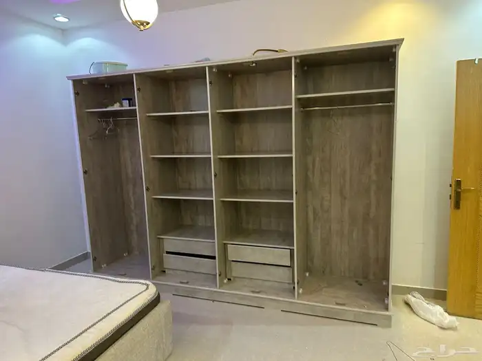 غرفه نوم شبه الجديد مع المرتبه شامل التوصيل والتركيب داخل ال 9